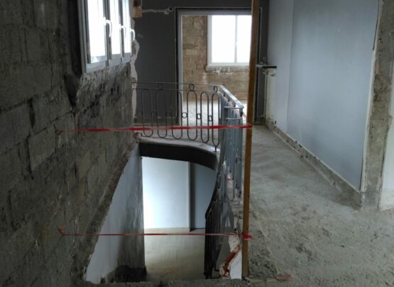 Escalier après démolition